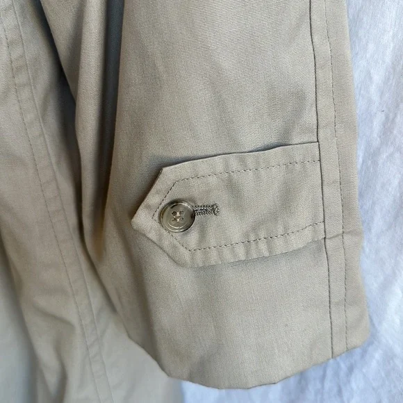 London Fog vintage classic beige coat with zip-in cold weather liner, 42 Reg